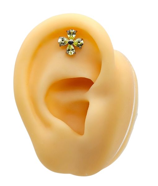 Green Clover Tragus Stud – Four-Leaf Design - Image 2